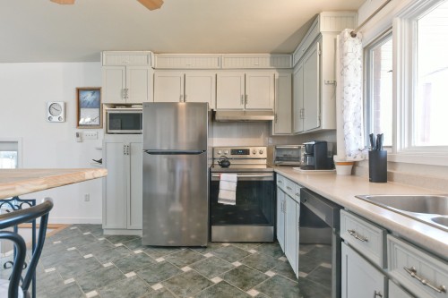 Cuisine - 532 6E Avenue, Saint-Jérôme, QC - Indoor Photo Showing Kitchen