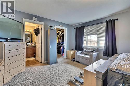 2433 Jameson Crescent, Regina, SK - Indoor