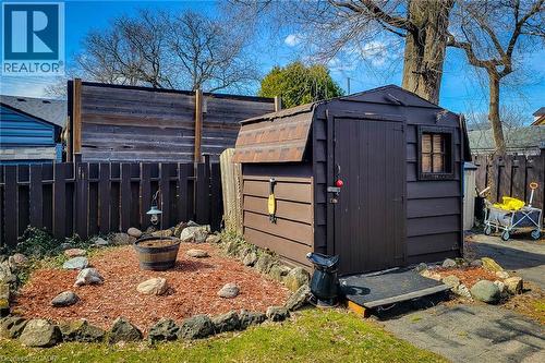 72 East 32Nd Street, Hamilton, ON - Outdoor