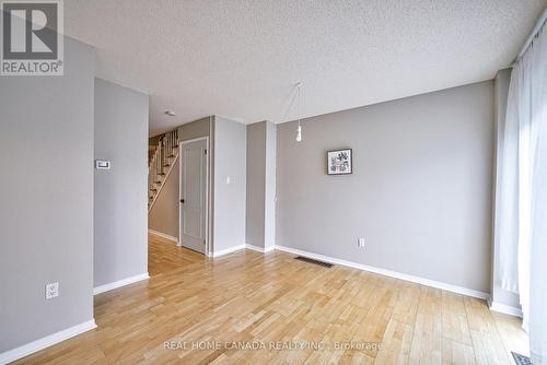 540 Bluesky Cres, Mississauga, ON - Indoor Photo Showing Other Room