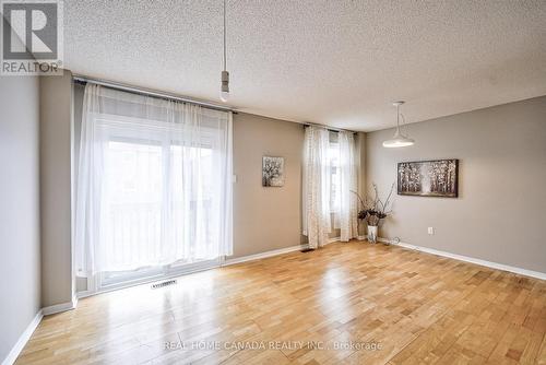 540 Bluesky Cres, Mississauga, ON - Indoor