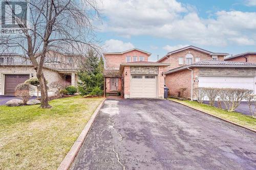 540 Bluesky Cres, Mississauga, ON - Outdoor With Facade