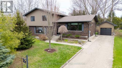 44 ARCHIBALD PLACE  Saugeen Shores, ON N0H 2L0