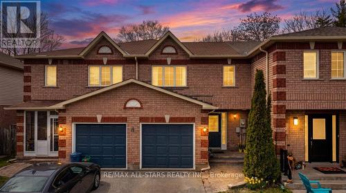 32 LANCASTER COURT  Georgina, ON L4P 4A1