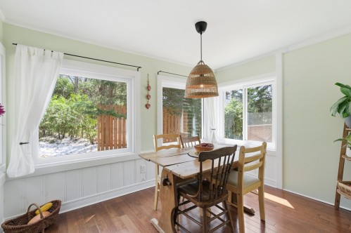 Salle à manger - 4395 Rue De La Capricieuse, Sainte-Adèle, QC - Indoor Photo Showing Dining Room