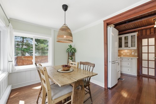 Salle à manger - 4395 Rue De La Capricieuse, Sainte-Adèle, QC - Indoor Photo Showing Dining Room