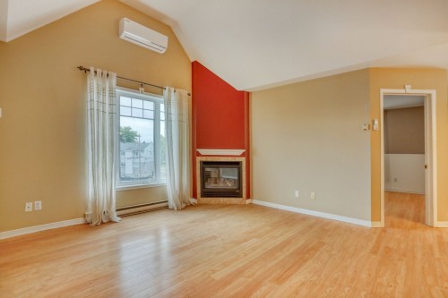 Salon - 1169 Boul. Du Curé-Labelle, Blainville, QC - Indoor Photo Showing Living Room With Fireplace