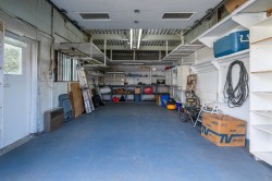 Garage - 