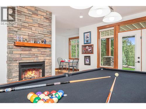 312 Rexor Place, Vernon, BC - Indoor With Fireplace