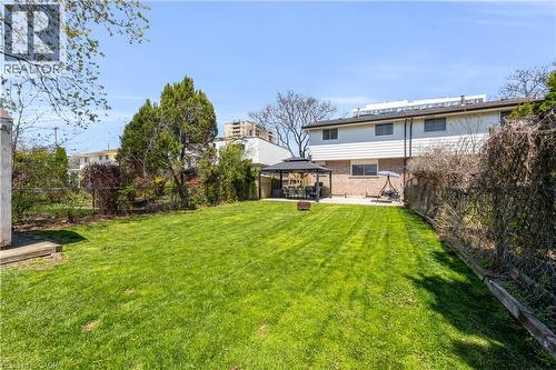 102 Berkindale Drive, Hamilton, ON - Outdoor