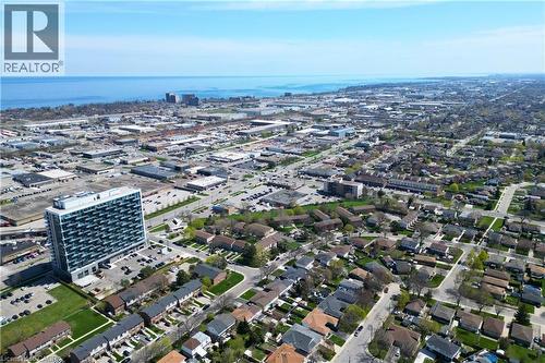 102 Berkindale Drive, Hamilton, ON - Outdoor With View