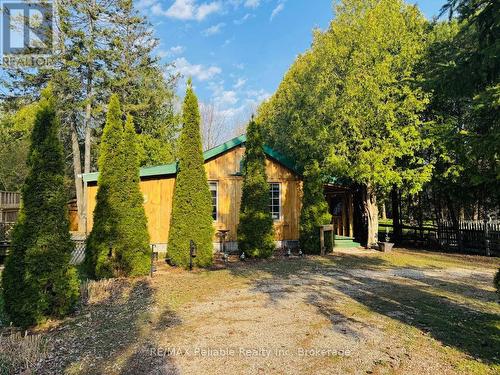 5 HAMILTON STREET  Bluewater (Bayfield), ON N0M 1G0