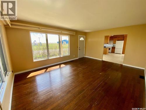 320 2 Street E, Carnduff, SK - Indoor Photo Showing Other Room