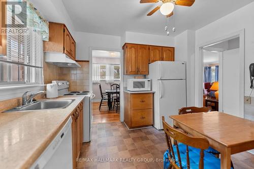 2075 Neepawa Avenue, Ottawa, ON - Indoor Photo Showing Kitchen