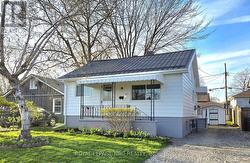 374 NAVY STREET Welland (Lincoln/Crowland), ON L3B 4Y4