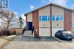 113 KINGSWOOD DRIVE N Brampton, ON L6V 2X5