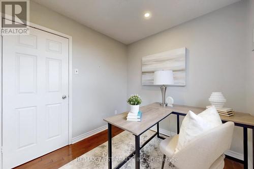 113 Kingswood Drive N, Brampton, ON - Indoor