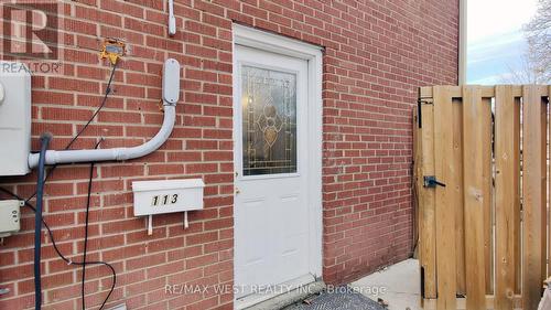 113 Kingswood Drive N, Brampton, ON -  With Exterior