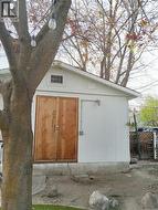 garage/work shop - 