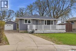 94 LLOYD CRESCENT  Regina, SK S4R 6C1