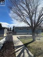 201 Holland Street NW  Calgary, AB T2K 2E9