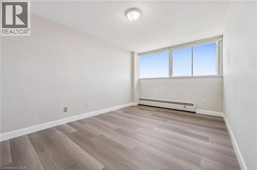 24 Midland Drive Unit# 604, Kitchener, ON - Indoor Photo Showing Other Room