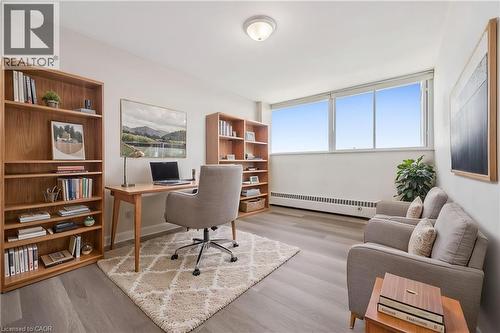 24 Midland Drive Unit# 604, Kitchener, ON - Indoor Photo Showing Office
