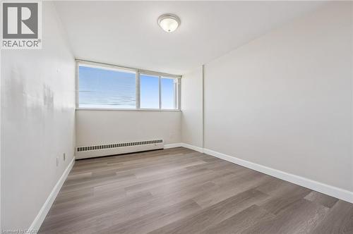 24 Midland Drive Unit# 604, Kitchener, ON - Indoor Photo Showing Other Room