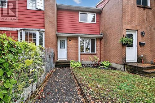 928 Meadowlands Drive, Ottawa, ON - Outdoor With Exterior