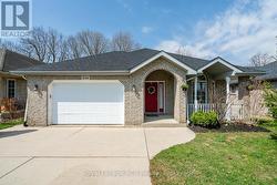 246 16TH AVENUE CRESCENT Hanover, ON N4N 3V3