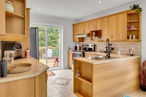 Kitchen - 1090 Rue De L'Orée-Des-Bois, Sainte-Adèle, QC - Indoor Photo Showing Kitchen With Double Sink
