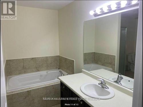 4141 Palermo Common, Burlington, ON - Indoor Photo Showing Bathroom