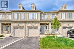 16 DAYMAN Drive  Ancaster, ON L9K 0J9