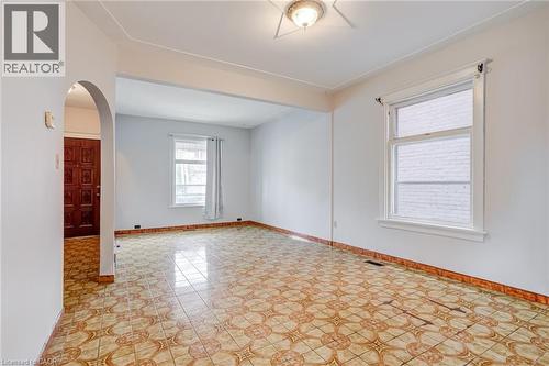 53 Sherman Avenue N, Hamilton, ON - Indoor Photo Showing Other Room