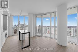 2004 - 1 FAIRVIEW ROAD E Mississauga, ON L5A 4C6