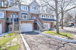 15 - 310 CHRISTOPHER DRIVE  Cambridge, ON N1P 1B4