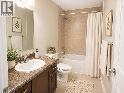 65 Meadowridge Street, Kitchener, ON - Indoor Photo Showing Bathroom