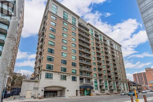 308 - 200 BESSERER STREET  Ottawa, ON K1N 0A7