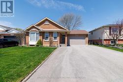 7821 WINDFIELD STREET Niagara Falls (Ascot), ON L2H 2X5