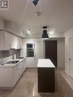 705E - 576 FRONT STREET W Toronto, ON M5V 1C1