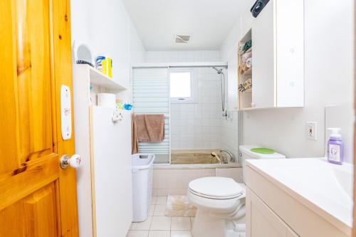 Salle de bains - 77 Boul. Du Bon-Pasteur, Laval (Laval-Des-Rapides), QC - Indoor Photo Showing Bathroom