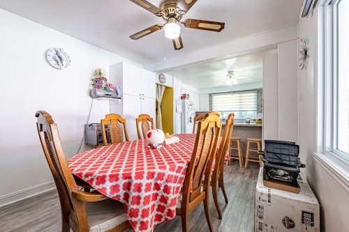 Salle à manger - 77 Boul. Du Bon-Pasteur, Laval (Laval-Des-Rapides), QC - Indoor Photo Showing Dining Room