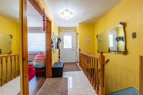 Corridor - 77 Boul. Du Bon-Pasteur, Laval (Laval-Des-Rapides), QC - Indoor Photo Showing Other Room