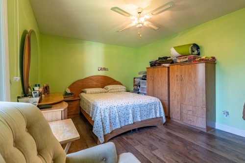 Chambre à coucher principale - 77 Boul. Du Bon-Pasteur, Laval (Laval-Des-Rapides), QC - Indoor Photo Showing Bedroom