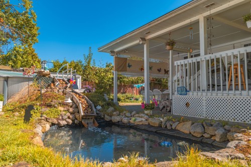 Cour - 77 Boul. Du Bon-Pasteur, Laval (Laval-Des-Rapides), QC - Outdoor