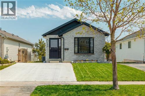 101 ANASTASIA Crescent  Brantford, ON N3P 2A8