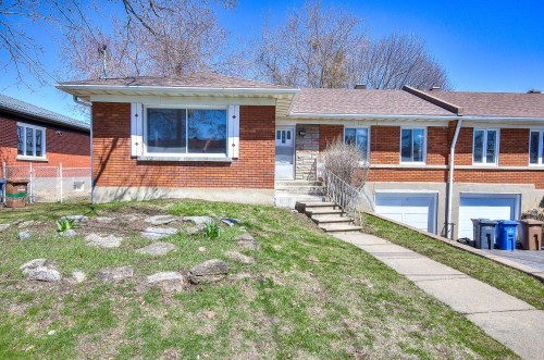 5723 Av. Davies  Côte-Saint-Luc, QC H4W 2R3