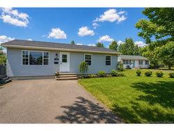 778 Waasis RD  Oromocto, NB E2V 2N9