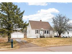 32 Wortman DR  Moncton, NB E1A 6Z5