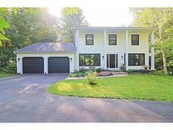 231 Carriage Hill DR  Fredericton, NB E3E 1A4